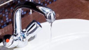 air keran kecil menyumbat